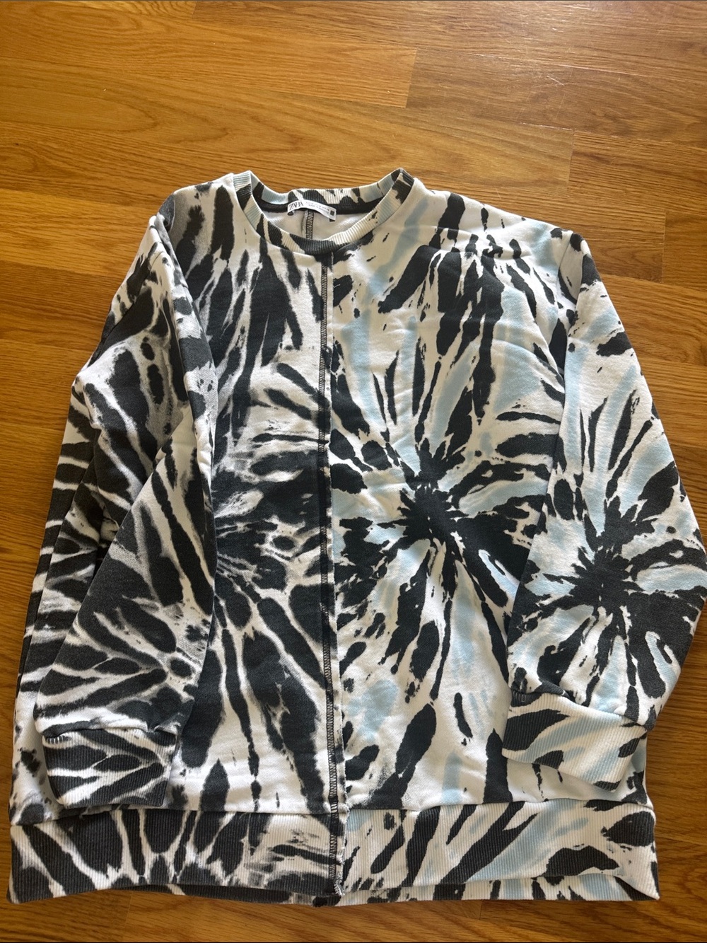 Zara Black & White Tie-Dye Pullover Sweatshirt